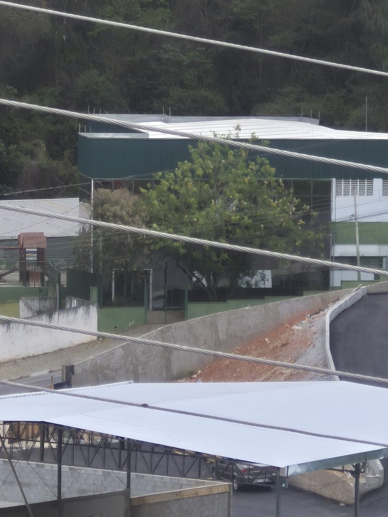 Testbericht: Das Galaxy S24 Fe verfügt über einen vollständigen Kamerasatz und eine hohe Multitasking-Leistung Testbericht: Das Galaxy S24 FE verfügt über einen vollständigen Kamerasatz und eine hohe Multitasking-Leistung. Angetrieben durch künstliche Intelligenz verfügt das Smartphone über tolle Kameras, einen Akku für den ganzen Tag und einen leistungsstarken Prozessor. Schauen Sie sich unsere Analyse an