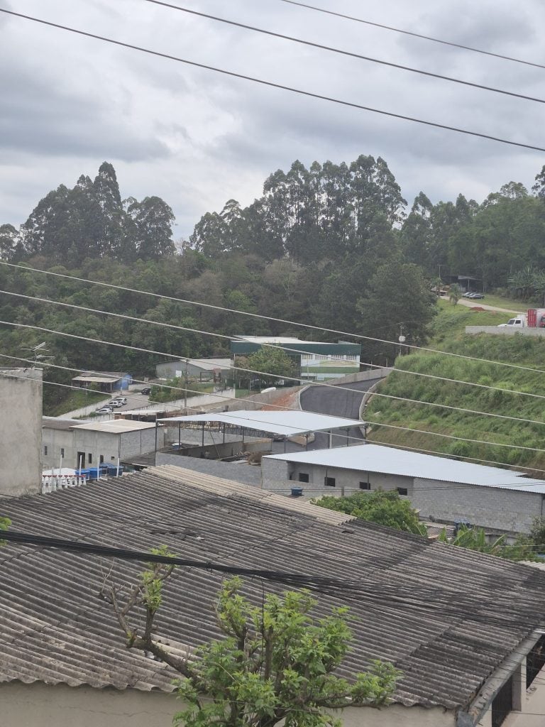 Testbericht: Das Galaxy S24 Fe verfügt über einen vollständigen Kamerasatz und eine hohe Multitasking-Leistung Testbericht: Das Galaxy S24 FE verfügt über einen vollständigen Kamerasatz und eine hohe Multitasking-Leistung. Angetrieben durch künstliche Intelligenz verfügt das Smartphone über tolle Kameras, einen Akku für den ganzen Tag und einen leistungsstarken Prozessor. Schauen Sie sich unsere Analyse an