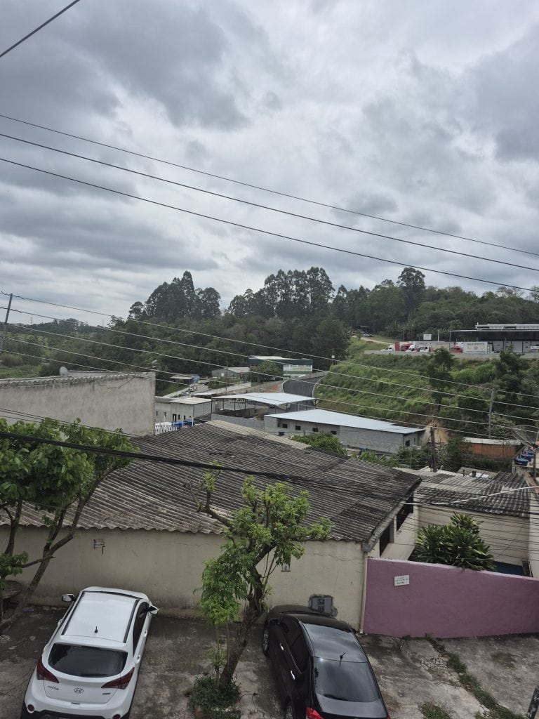 Testbericht: Das Galaxy S24 Fe verfügt über einen vollständigen Kamerasatz und eine hohe Multitasking-Leistung Testbericht: Das Galaxy S24 FE verfügt über einen vollständigen Kamerasatz und eine hohe Multitasking-Leistung. Angetrieben durch künstliche Intelligenz verfügt das Smartphone über tolle Kameras, einen Akku für den ganzen Tag und einen leistungsstarken Prozessor. Schauen Sie sich unsere Analyse an