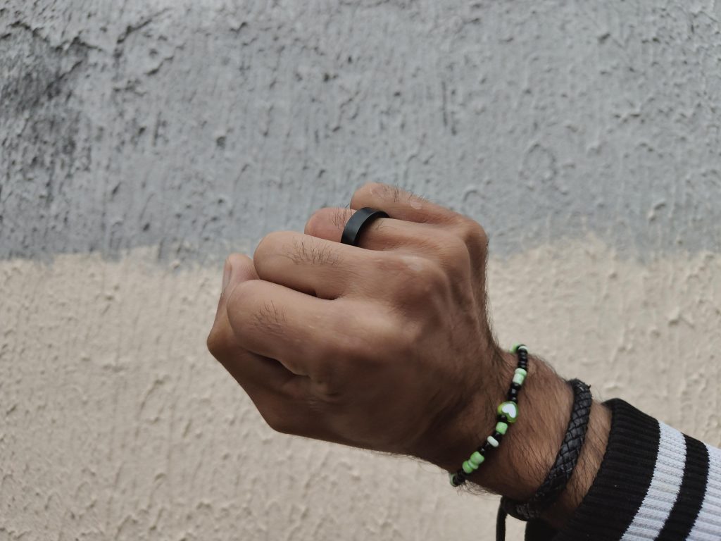 مراجعة: Galaxy Ring يجعل مراقبة الصحة أكثر عملية خاتم جلاكسي اسود