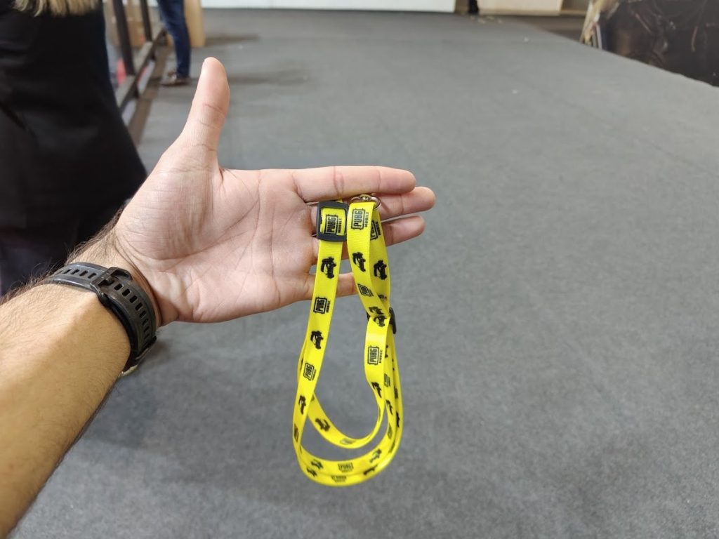 Pulseira de segurança e identificação da ikea para proteger e organizar produtos.