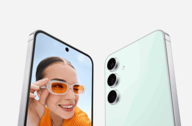 Novo smartphone com câmera tripla e tela widescreen, lançamento 2023.