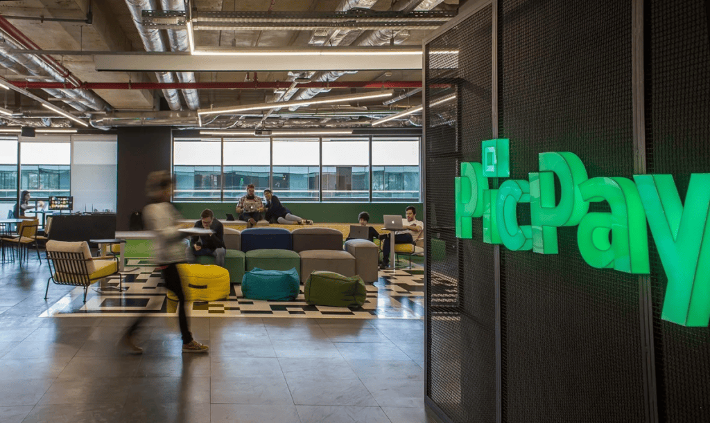 Deloitte, Boticário, Picpay och andra företag erbjuder lediga jobb inom teknik Deloitte, Boticário, Picpay och andra företag erbjuder lediga jobb inom teknik. Med lediga tjänster för dataanalytiker, utvecklare och till och med chefsbefattningar, kolla in den kompletta listan över jobbmöjligheter i oktober