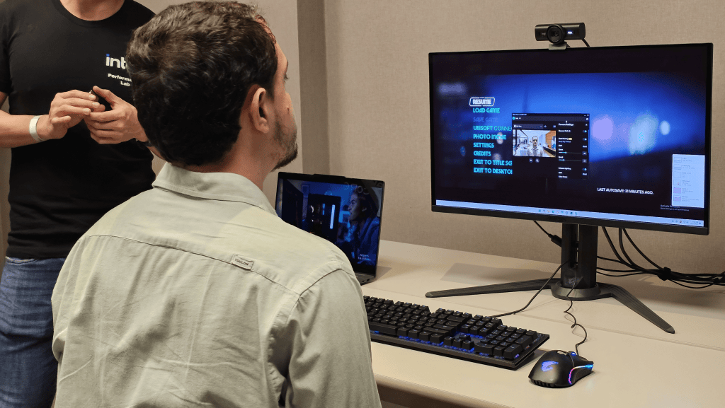 Intel lanceert Core Ultra 200s (Arrow Lake), processor met NPU voor desktops Intel lanceert Core Ultra 200s (Arrow Lake), processor met NPU voor desktops. CPU's zijn er in 5 versies, met NPU, meer verwerkingscapaciteit en temperaturen die tot 10°C lager zijn tijdens games. Bekijk de volledige specificaties