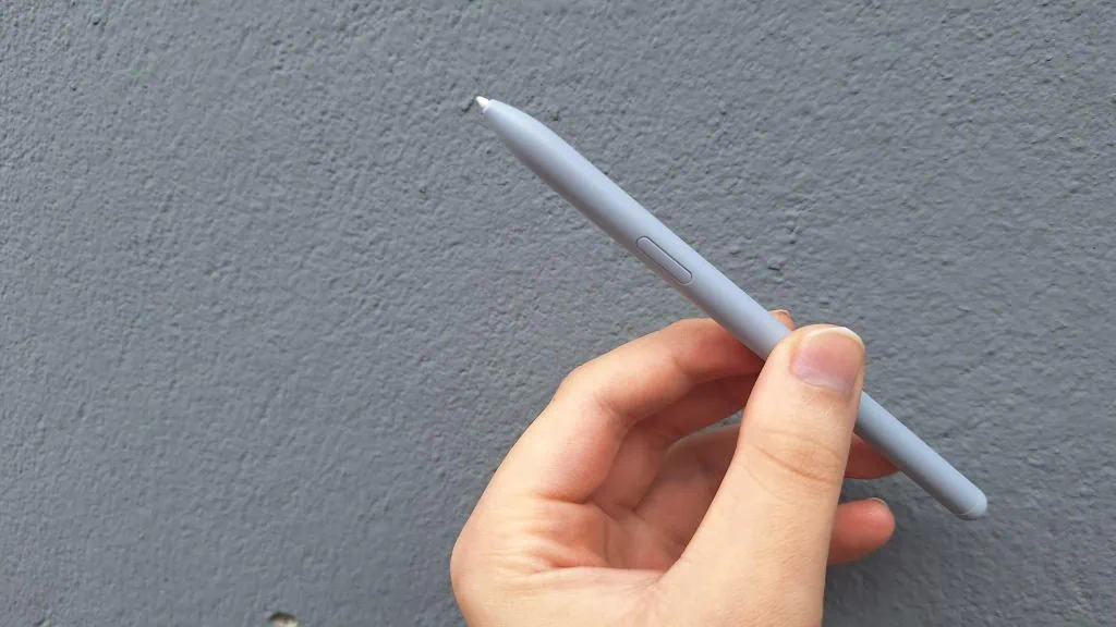 Review: galaxy tab s10 ultra é o topo dos tablets android em 2024 Review: galaxy tab s10 ultra é o topo dos tablets android em 2024. Samsung atualiza a linha s tab mais uma vez, e a versão ultra representa o topo do topo, com tela de 14. 6 polegadas, processador mediatek dimensity 9300+ e canetinha s pen e capa-teclado inclusas. Veja se esse kit entrega tudo o que promete