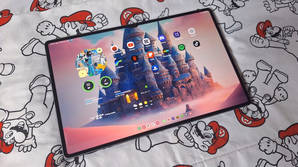 Imagem com foco na tela do galaxy tab s10 ultra