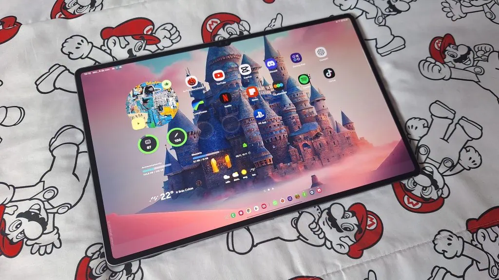 Review: galaxy tab s10 ultra é o topo dos tablets android em 2024 Imagem com foco na tela do galaxy tab s10 ultra