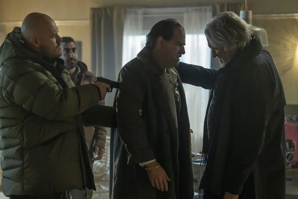 Crítica: pinguim s01e07 manda-chuva Sal e oz em pinguim