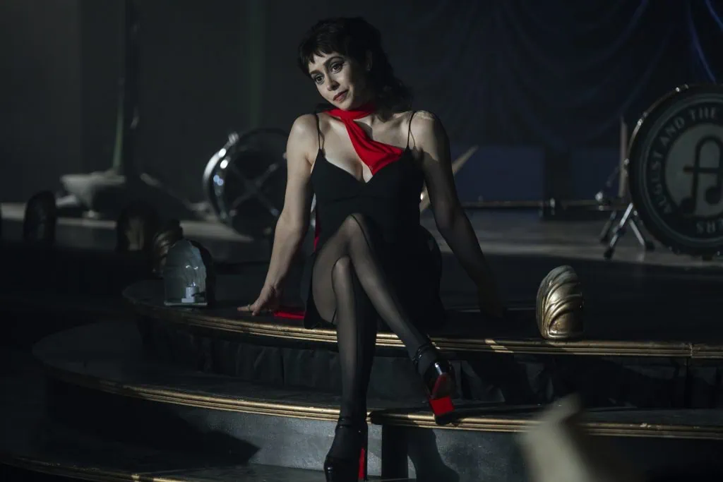 Crítica: pinguim s01e08 algo grave ou trivial encerra a série com chave de ouro e abre portas para batman 2 Sofia falcone em pinguim