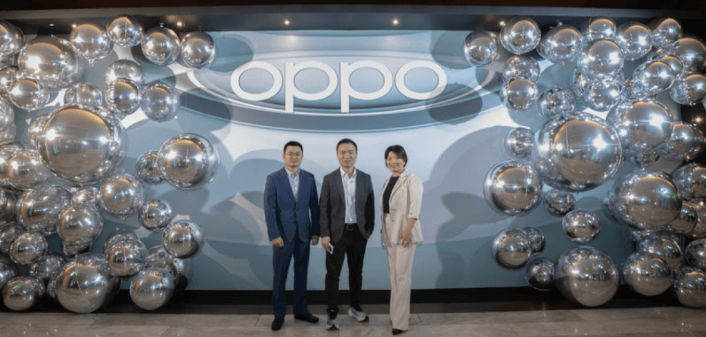 Oppo spricht über eine Expansion in Brasilien und bringt das A40 auf den Markt, ein leistungsstarkes Smartphone zum Preis von 1 R$ Oppo spricht über die Expansion in Brasilien und bringt das leistungsstarke Smartphone A40 zum Preis von 1 R$ auf den Markt. Das Unternehmen sprach über das Produktportfolio, das bereits in Brasilien verkauft wird, und äußerte sich zu Partnerschaften mit dem Magazin Luiza und natürlich. Sehen Sie sich die Produkte an
