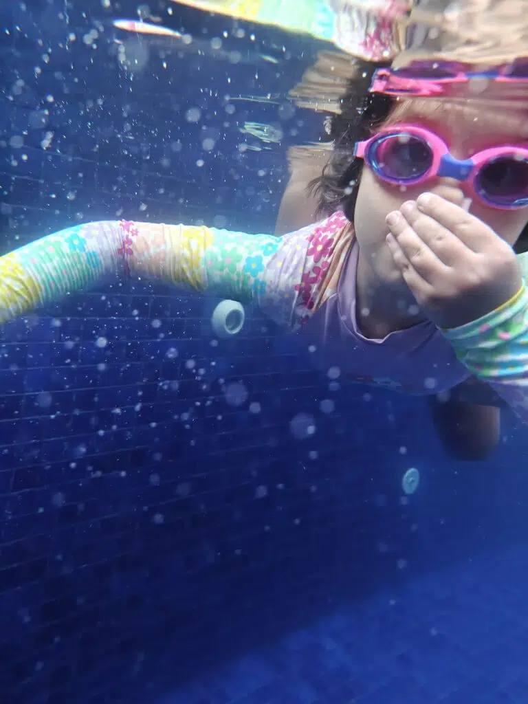 Revisión: realme gt 7 pro combina un gran rendimiento y fotos increíbles Niño bajo el agua