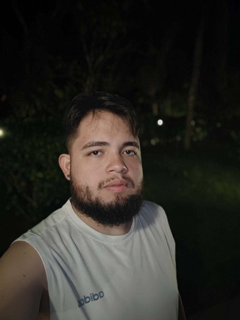 评测:realme gt 7 pro 结合了出色的性能和令人难以置信的照片 评测:realme GT 7 Pro 结合了出色的性能和令人难以置信的照片。 Realme 的新旗舰是巴西第一款配备 Snapdragon 8 精英处理器的产品,并提供顶级产品的一切功能。立即查看分析