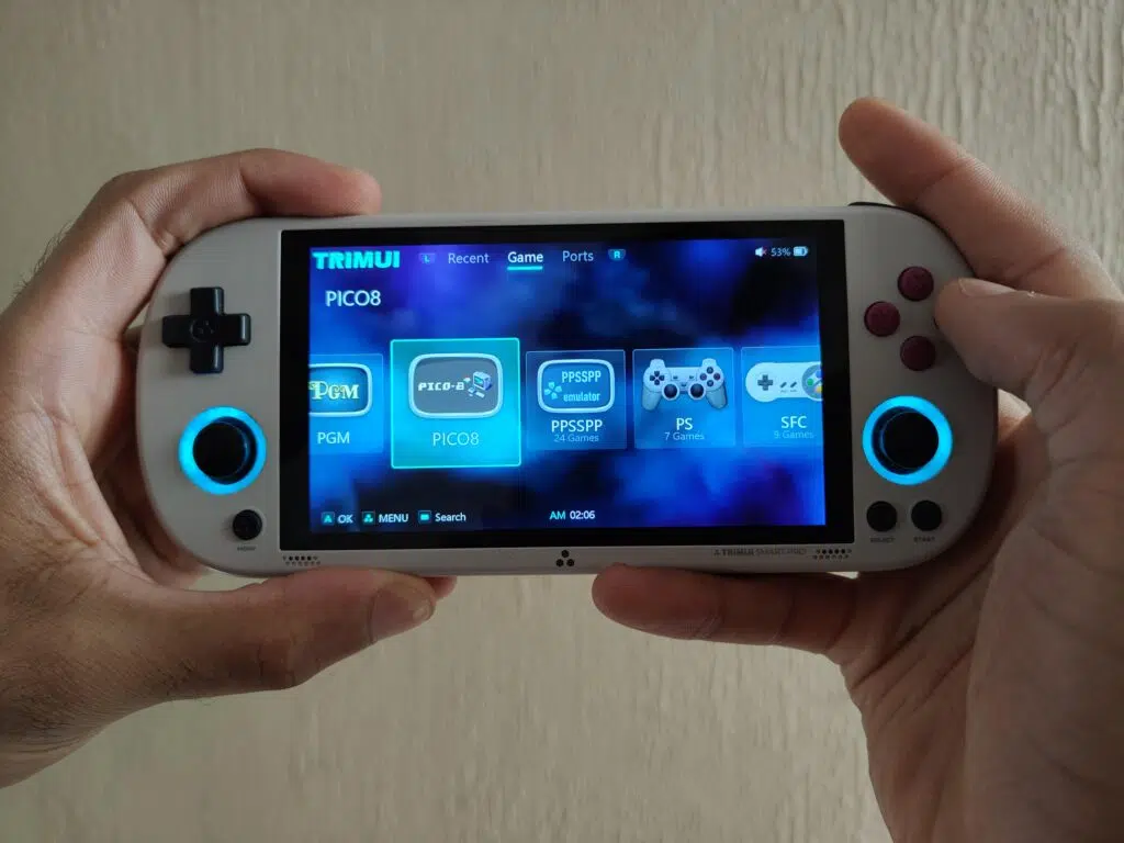 Review: trimui smart pro é um console portátil nostálgico e potente Trimui smart pro rodando tela inicial
