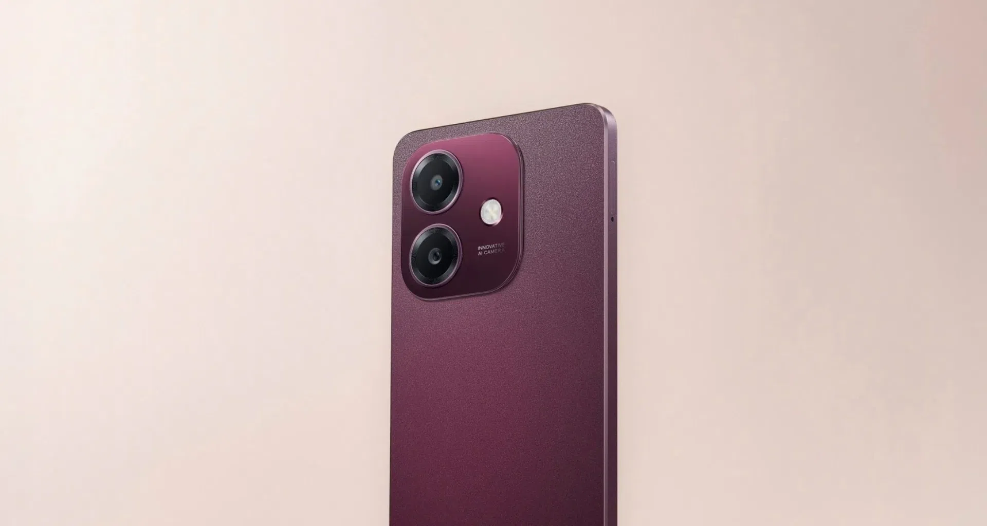 Dreifach-Smartphone-Kamera mit elegantem Design und fortschrittlicher Technologie.