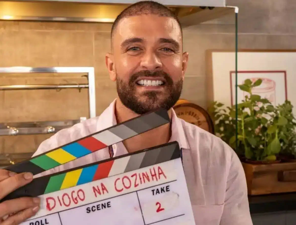 2025년 XNUMX월 Globoplay 릴리스 보기 GNT 프로그램의 Diogo Nogueira