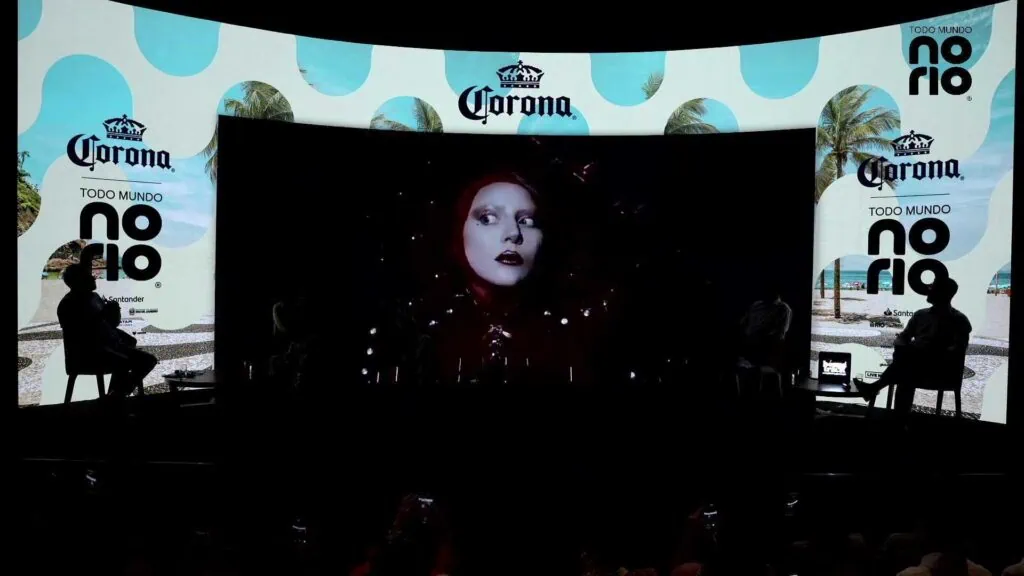 Show de lady gaga em copacabana é confirmado; veja todos os detalhes Anúncio do show de lady gaga em copacabana durante coletiva de imprensa