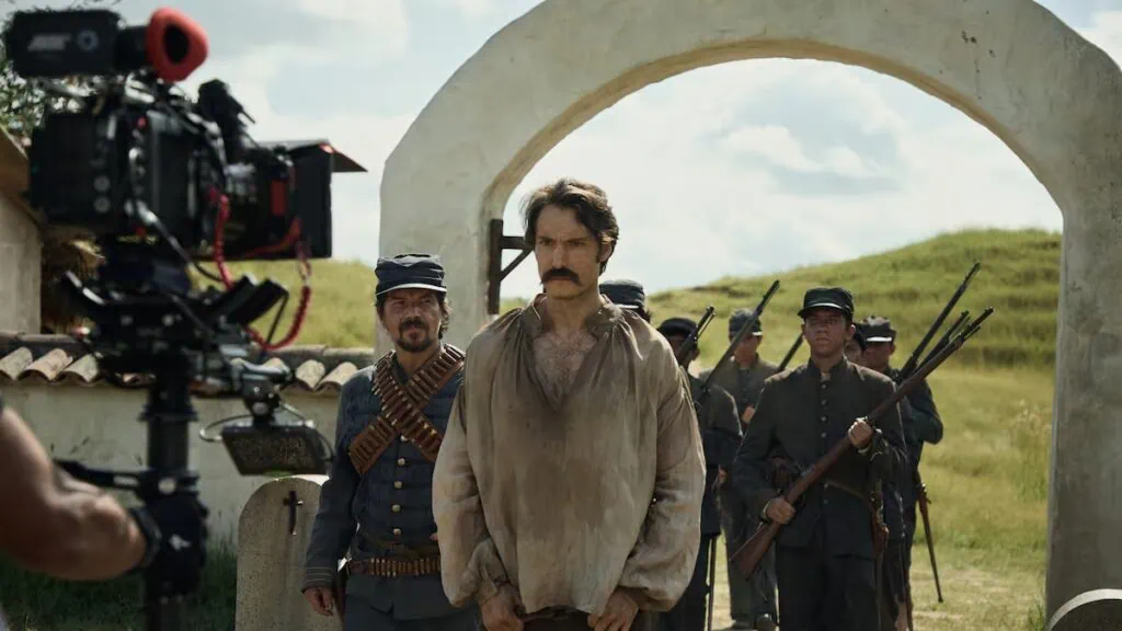 Vale a pena assistir a “cem anos de solidão” da netflix? Claudio castaño como aureliano buendía nos bastidores de cem anos de solidão