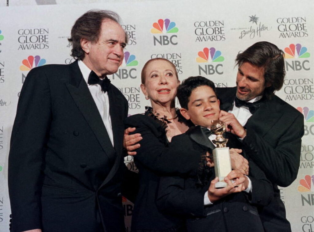 Vikten av Oscar för Fernanda Torres och Fernanda Montenegro Central do Brasil cast vid 1999 Golden Globes