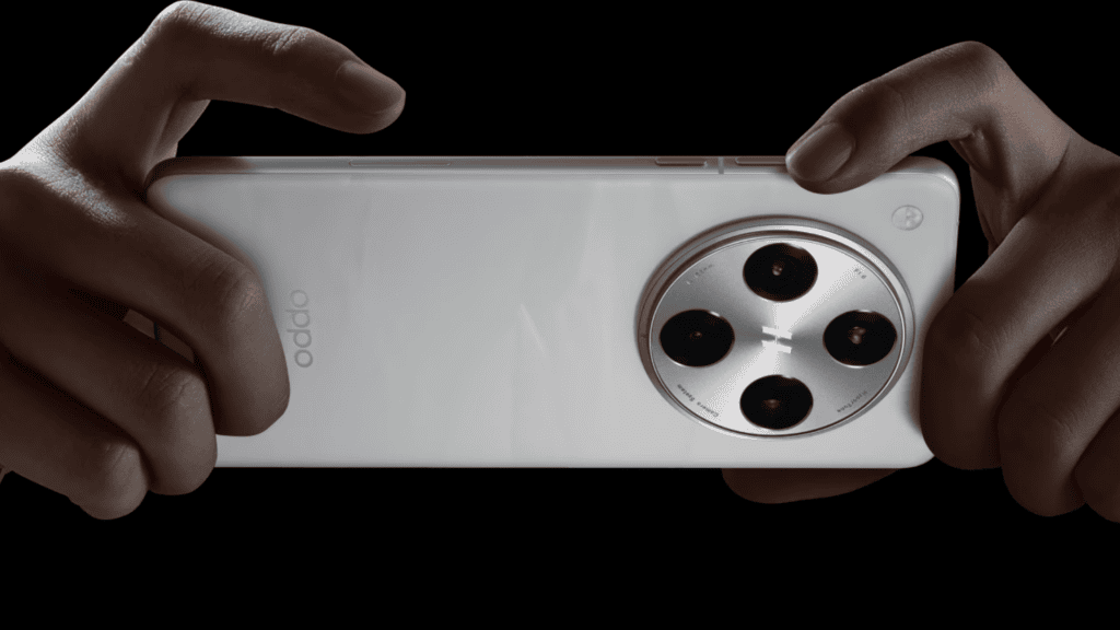 Review: oppo find x8 pro traz câmeras poderosas e alto desempenho Homem negro tirando foto com o oppo find x8 pro