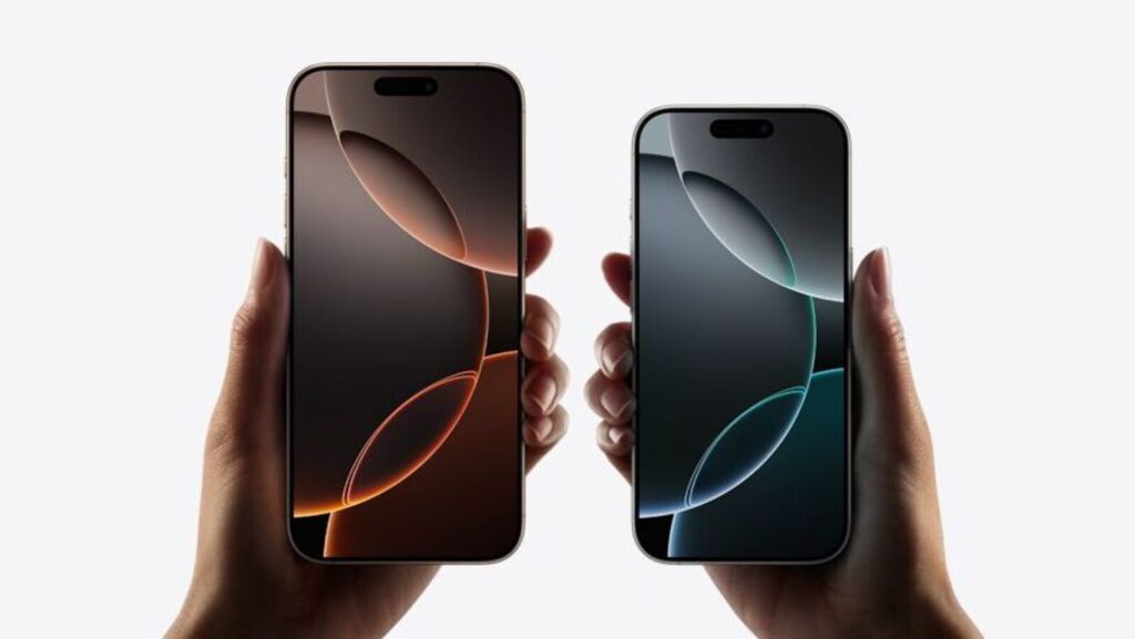 43 tips og triks for iphone 16, 16 plus og iphone 16 pro og 16 pro max Kampanjebilde av iPhone 16 Pro og iPhone 16 Pro Max / kilde: Apple