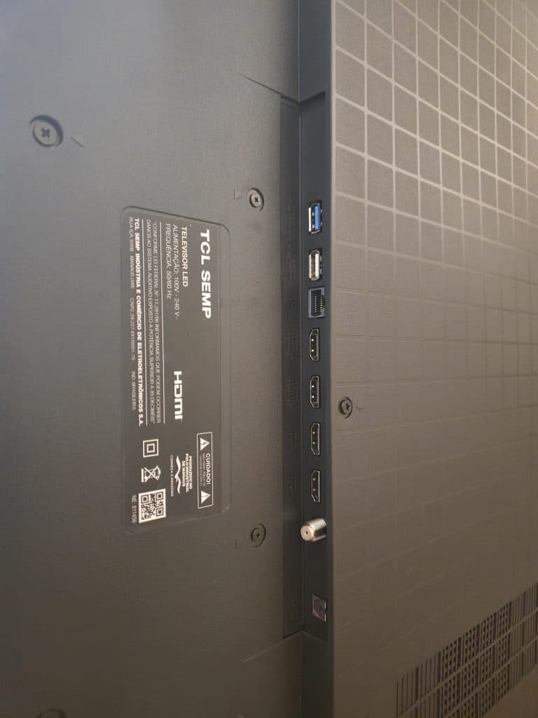 Scopri i vantaggi della smart tv tcl c6k 4k qd-miniled Porte smart tv tcl c6k 4k qd-miniled