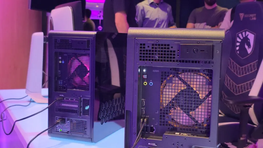 Dell lança desktops gamers alienware aurora (2025) no brasil Portas da parte traseira do aurora 2025