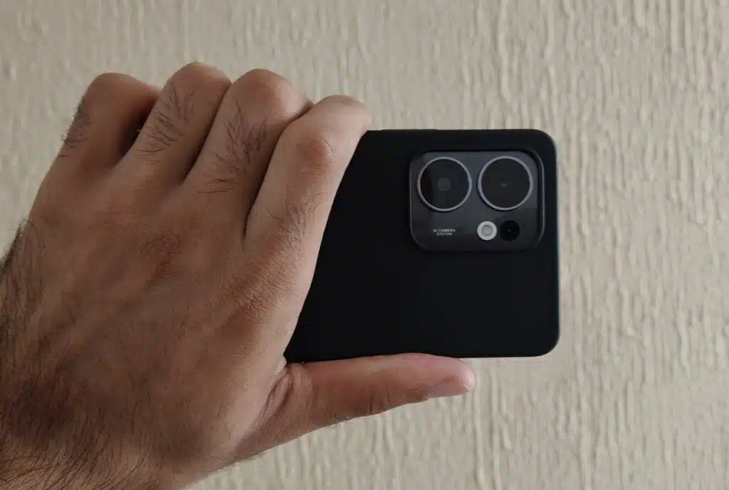 Review: oppo reno13 f 5g combina alta resistência com o poder da ia Câmeras traseiras do reno13 f 5g