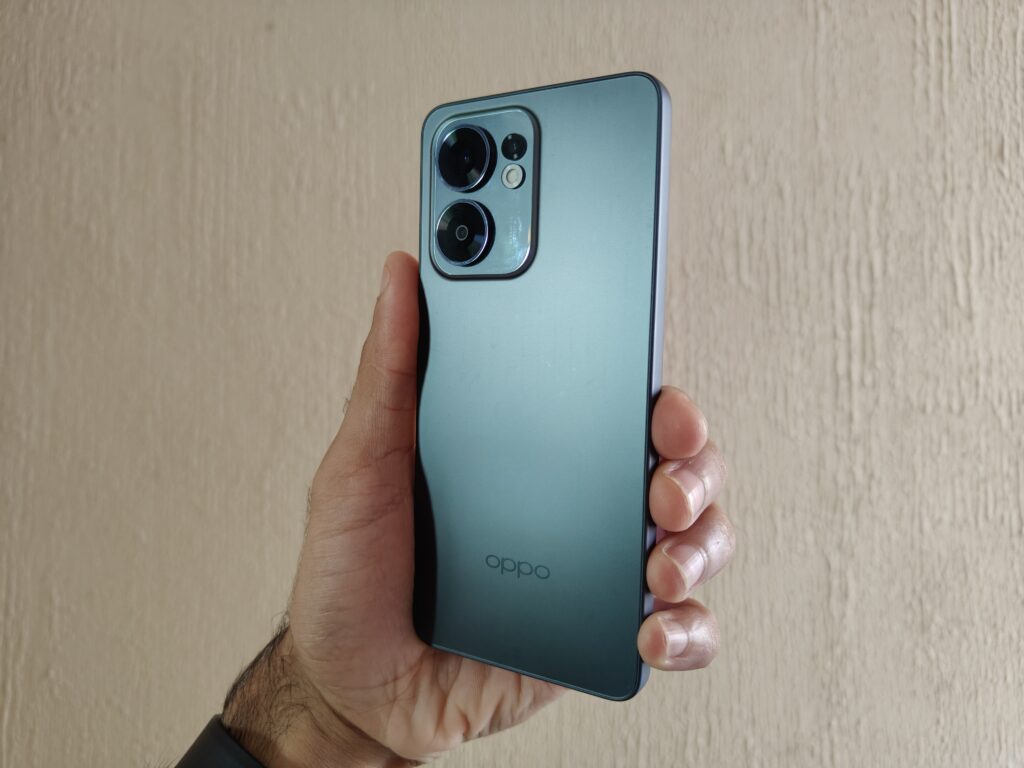 Review: Oppo Reno13 F 5G memadukan daya tahan tinggi dengan kekuatan AI Ulasan: oppo reno13 f 5g menggabungkan daya tahan tinggi dengan kekuatan ai. Ponsel pintar Oppo memiliki perlindungan IP69 terhadap air dan debu, mode fotografi bawah air, dan bahkan AI yang mengoreksi foto. Semua ini dipadukan dengan baterai yang bagus dan harga yang menarik. Simak analisisnya