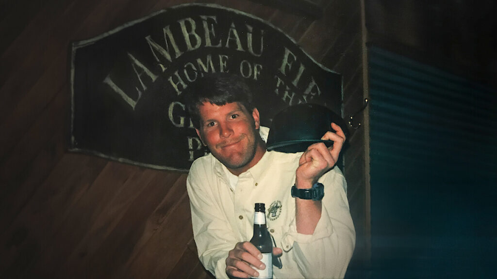 Vedi le uscite Netflix di maggio 2025 Immagine promozionale di Untold: The Fall of Brett Favre / fonte: Netflix