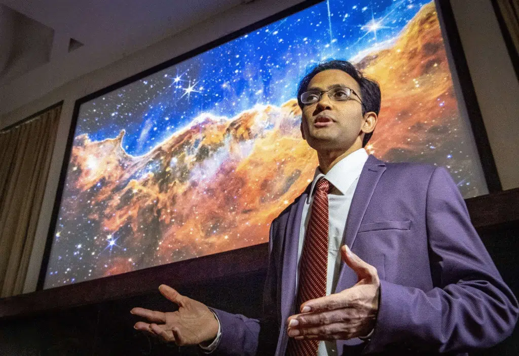 Cientistas encontram possíveis evidências de vida marinha extraterrestre Nikku madhusudhan aponta que os cientistas ainda precisam realizar novas observações. Foto: reprodução / cambridge independent.