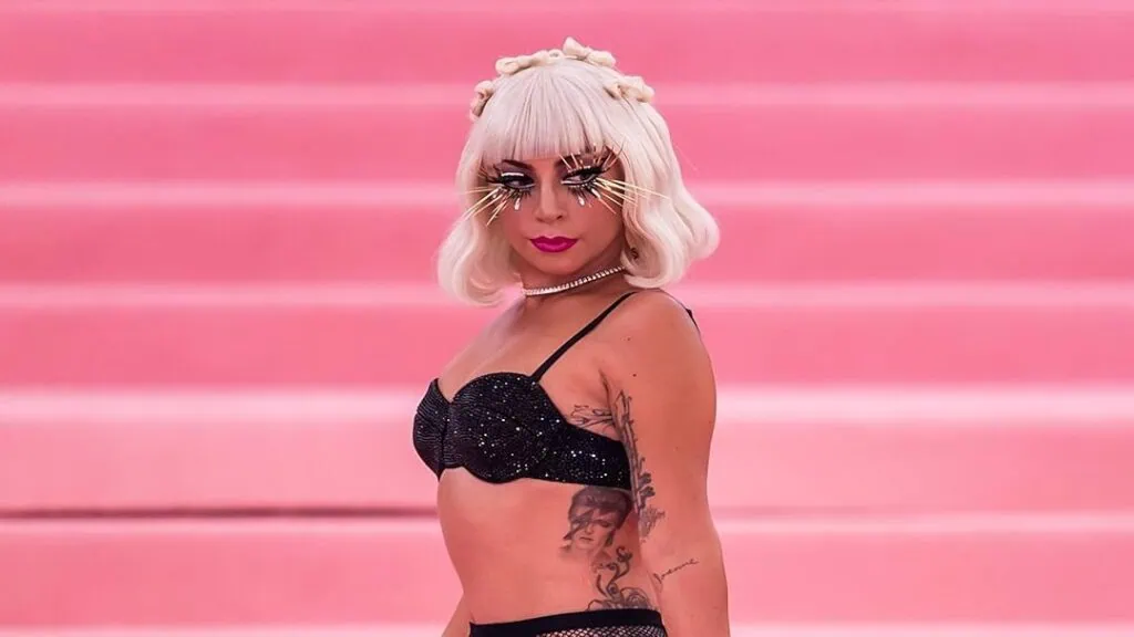 Veja os lançamentos do globoplay em maio de 2025 Lady gaga em destaque com fundo rosa
lançamentos do globoplay em maio de 2025