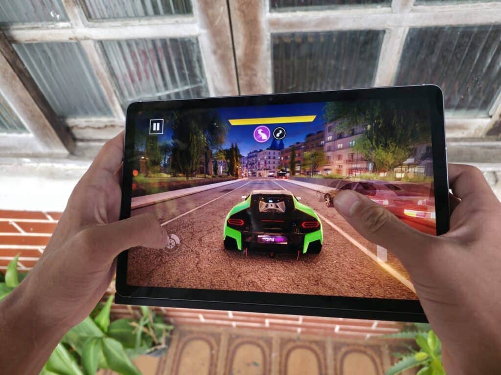 Galaxy tab s10 fe rodando asphalt 9