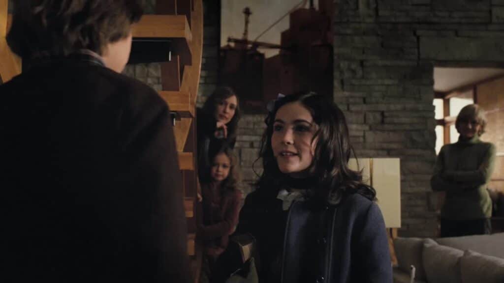 Peringkat: 53 penjahat wanita paling menakutkan dalam film dan televisi. Esther (isabelle fuhrman) (gambar: imdb)