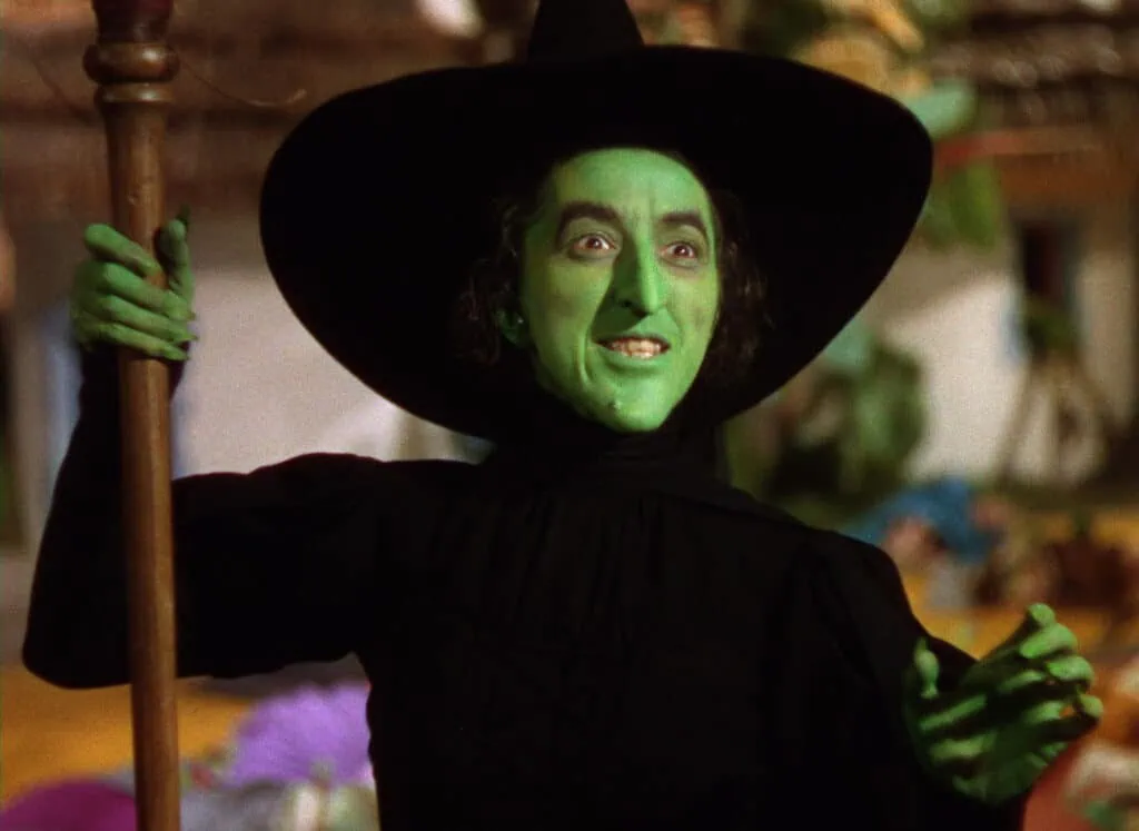 Ranking: as 53 vilãs mais aterrorizantes do cinema e tv Bruxa má do oeste (margaret hamilton) (imagem: imdb)