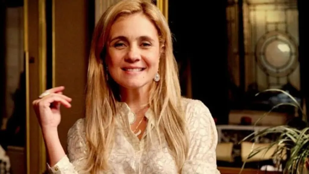 Ranking: as 53 vilãs mais aterrorizantes do cinema e tv Carminha (adriana esteves) (imagem: purepeople)