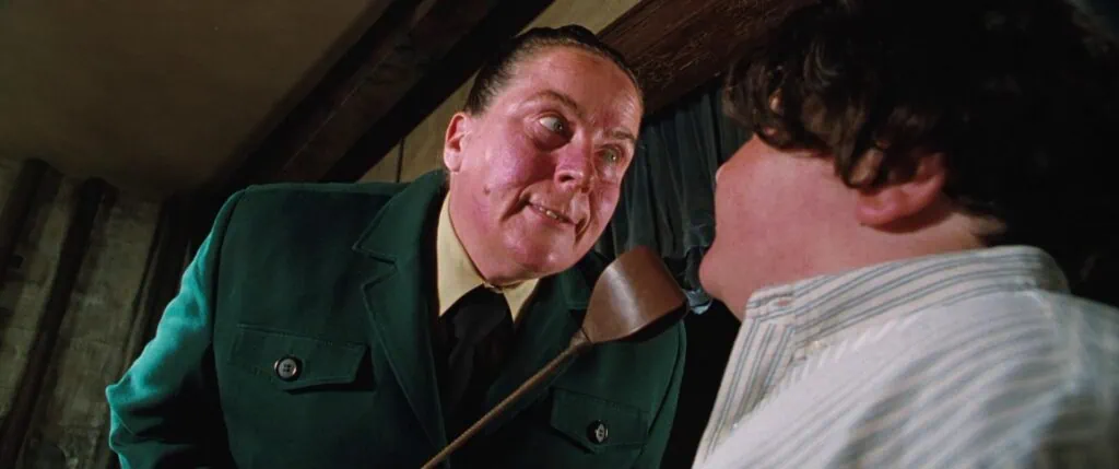 Ranking: as 53 vilãs mais aterrorizantes do cinema e tv Trunchbull (pam ferris) (imagem: imdb)