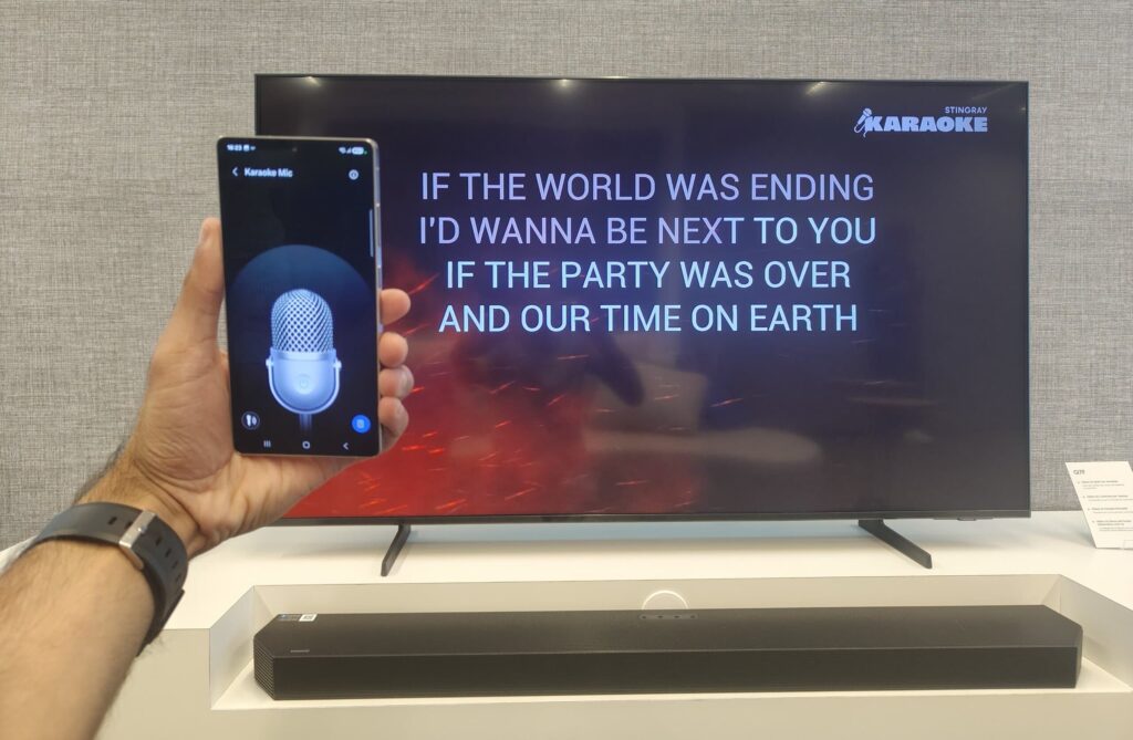 Samsung launches QLED 4K smart TVs Q7F, QEF1 and Q8F with AI, gesture function and karaoke Karaoke on tv qef1 4k vision ai smart tv