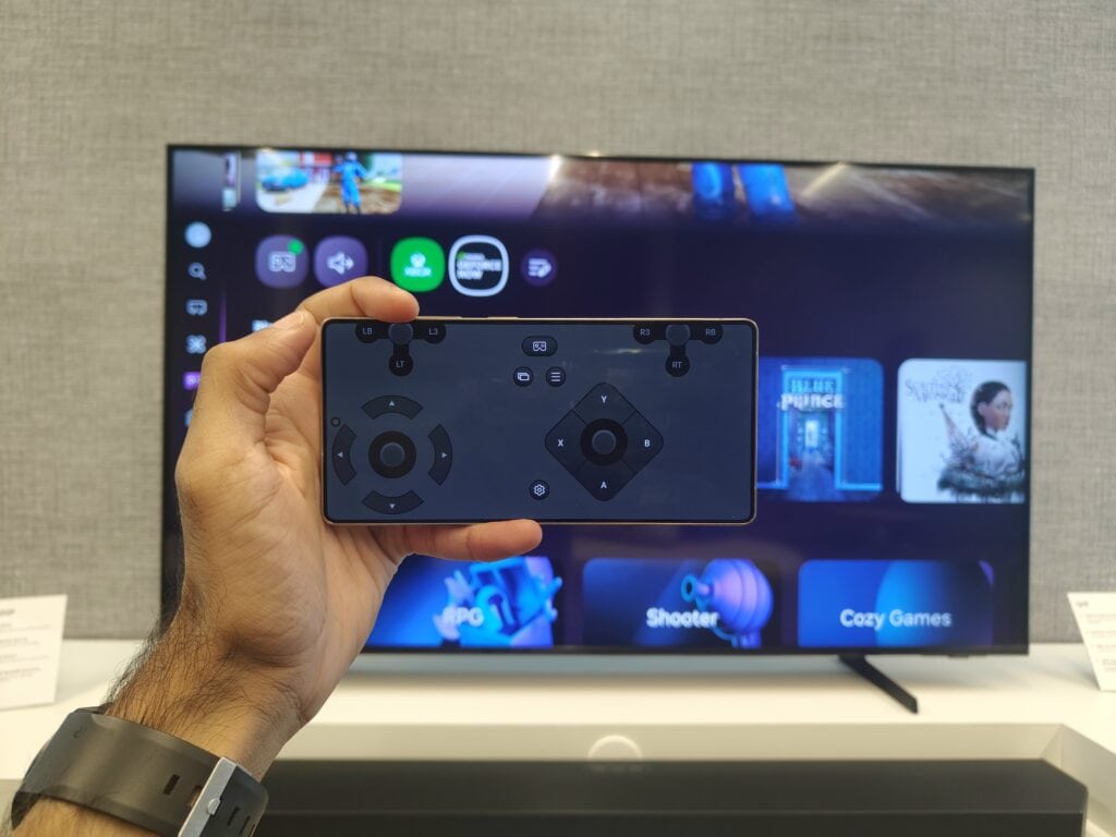 Samsung launches QLED 4K smart TVs Q7F, QEF1 and Q8F with AI, gesture function and karaoke Smartphone used as a game controller