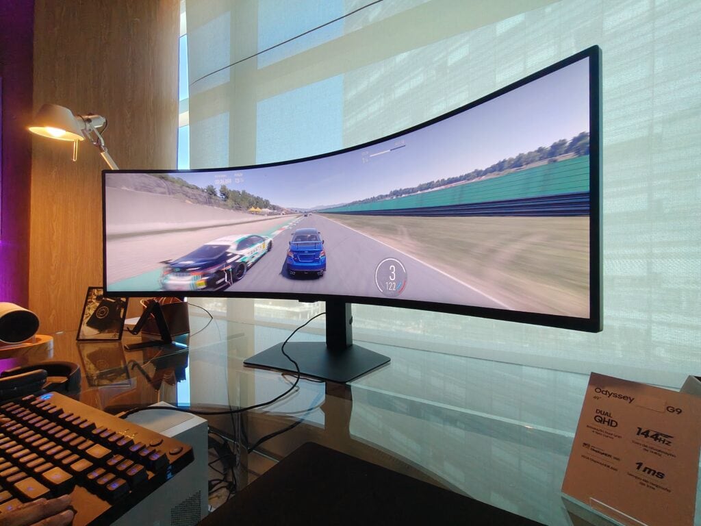 Odyssey 3D, Odyssey G9 en Odyssey OLED G8 monitoren arriveren in Brazilië Odyssey g9 49 is de nieuwe gebogen monitor van Samsung