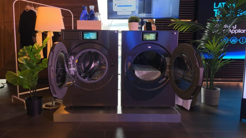 Bespoke AI: Samsung Showcases Connected Home Products in Mexico Bespoke ai laundry pair