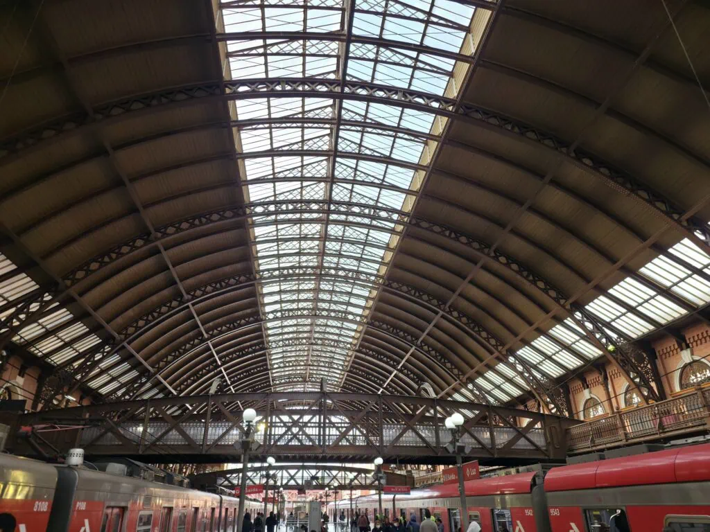 Review: galaxy s25 edge vai fazer você desejar um smartphone ultrafino Foto da estação da luz tirada pelo galaxy s25 edge