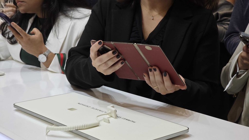 مع Mate X6 وMate XT Ultimate Design، هواوي تطلق الهواتف الذكية المتميزة مرة أخرى في البرازيل معالج كيرين 9010