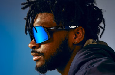 Meta lançará óculos inteligente com a oakley