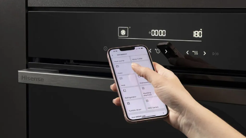 Hisense mostra produtos que vão chegar ao brasil em 2025 Forno multifunções hisense bi65346pdbgwifi