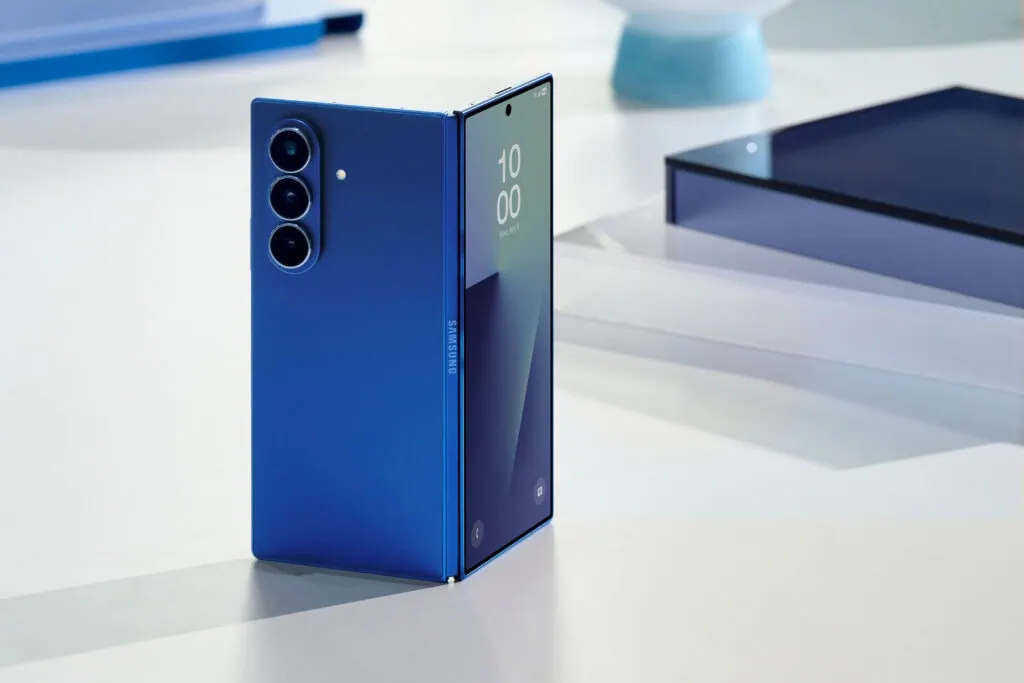 Galaxy unpacked: samsung lança galaxy z fold7, z flip7 e z flip7 fe Galaxy z fold7 azul