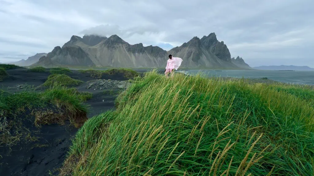 Her cep telefonu kamerasının ne işe yaradığını anlayın (lensler ve avantajları) iPhone 16 Pro/Max'in ultra geniş açılı lensiyle çekilen fotoğraf