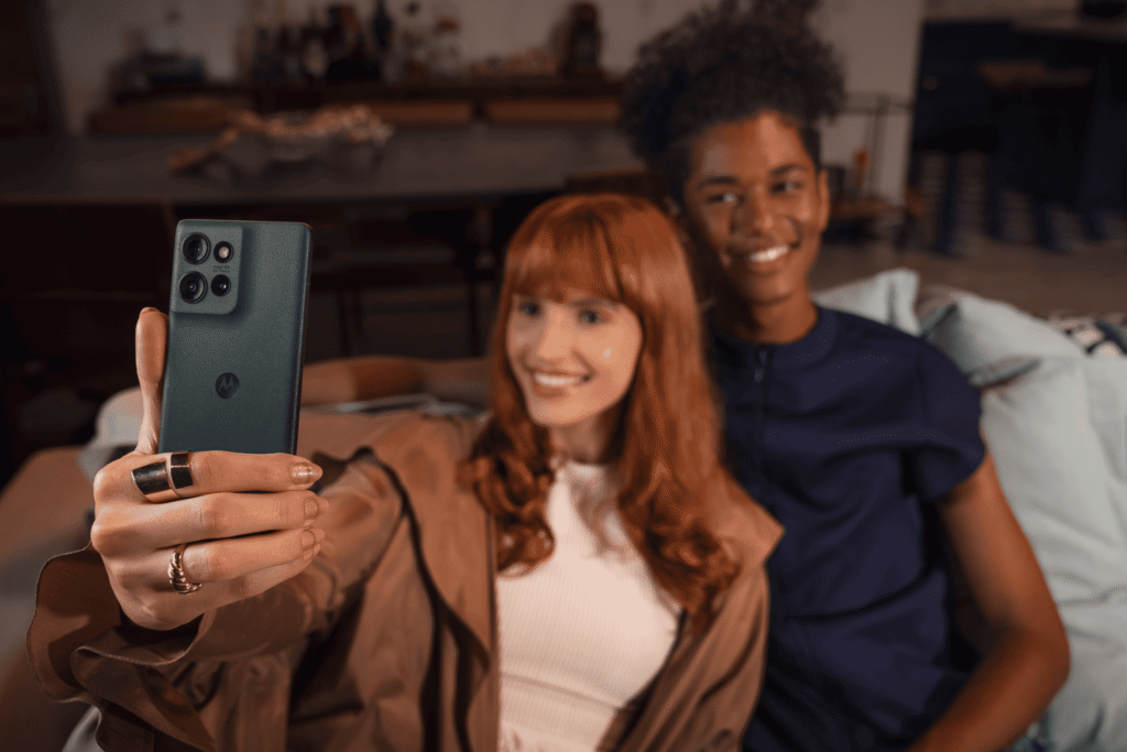 Prime Day 2025 : 13 smartphones avec des réductions allant jusqu'à 46 % Motorola Edge 50 en promotion pour le Prime Day 2025