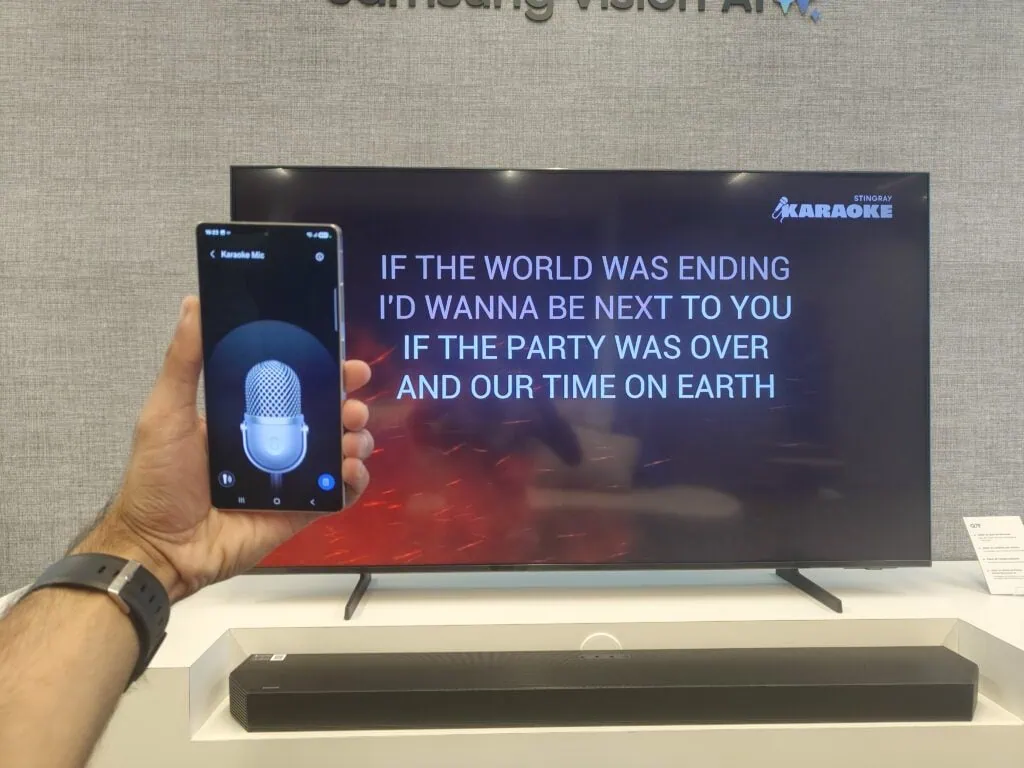 Review: smart tv samsung qled 4k q7f é boa opção para toda a família Karaokê em smart tv da samsung