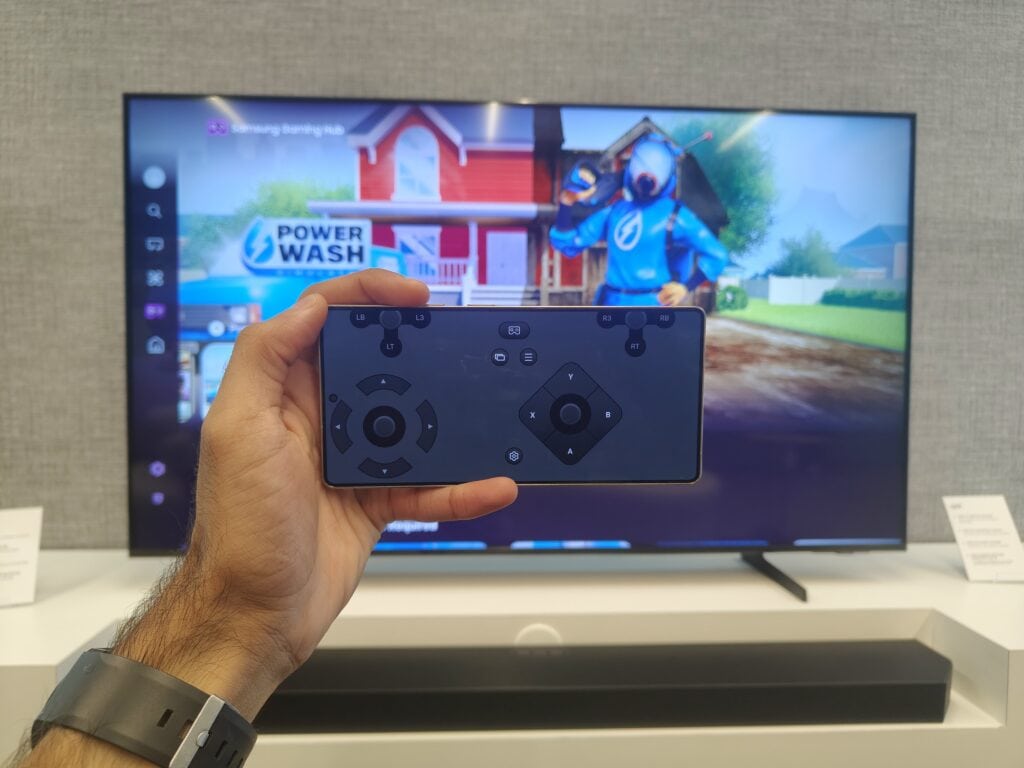 المراجعة: يعد تلفزيون Samsung QLED 4K Q7F الذكي خيارًا جيدًا لجميع أفراد الأسرة. الهاتف الذكي كجهاز تحكم في الألعاب على تلفزيون ذكي Samsung QLED 4K Q7F