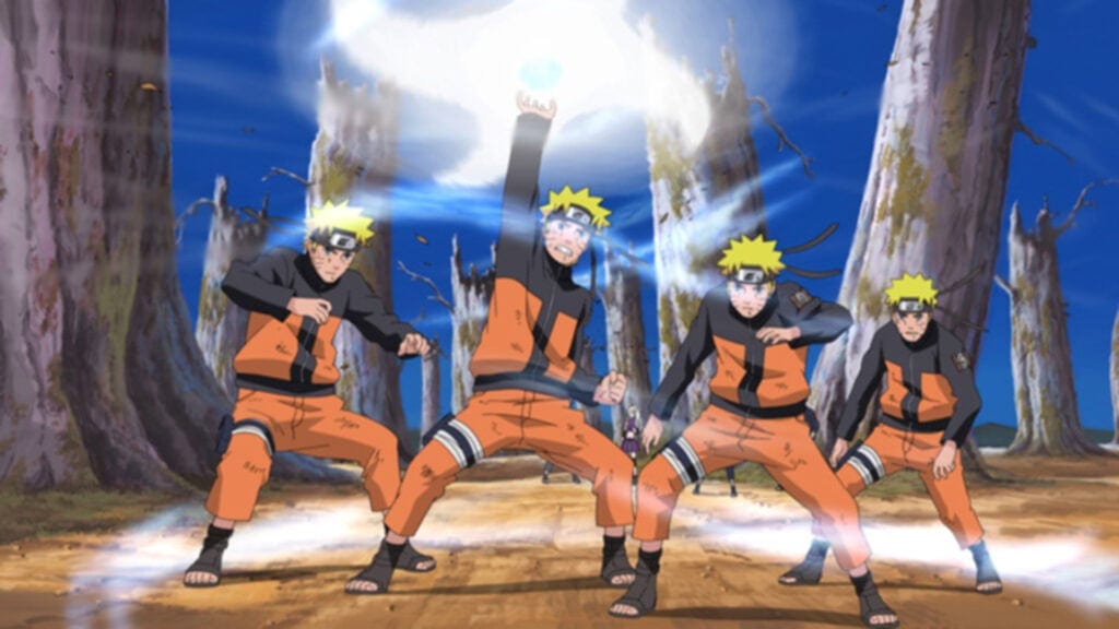 Cena de naruto com personagens em ação na floresta, com poderes de energia brilhante ao redor.